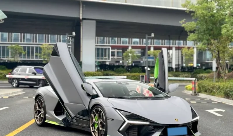 
								2023 LAMBORGHINI REVUELTO 6.5L 826HP V12 8DCT PHEV 3.8KWH full									