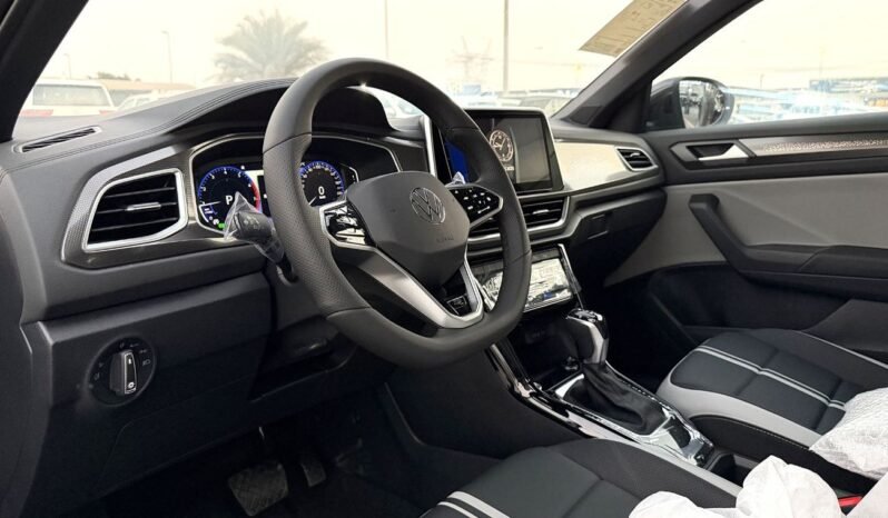 
								Volkswagen T‑Roc full									